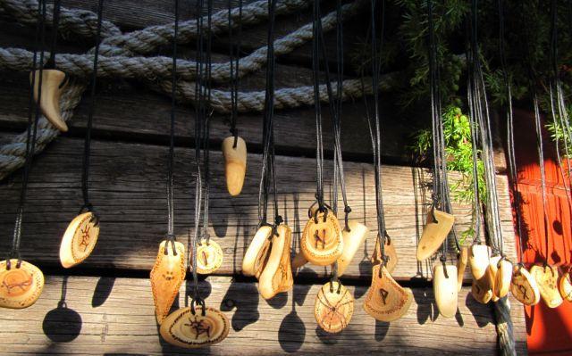 Juliaanan Pajan koruvalikoimaa